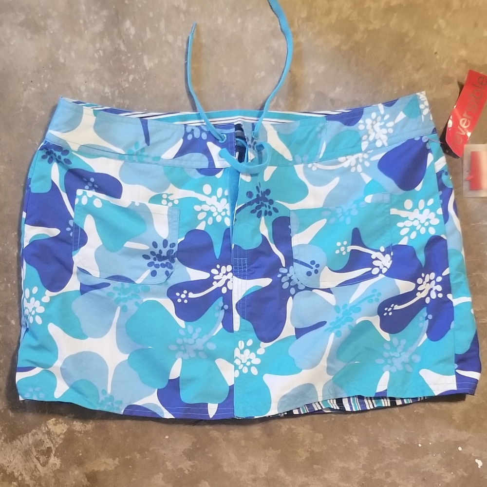 Reversible swim skirt cover up